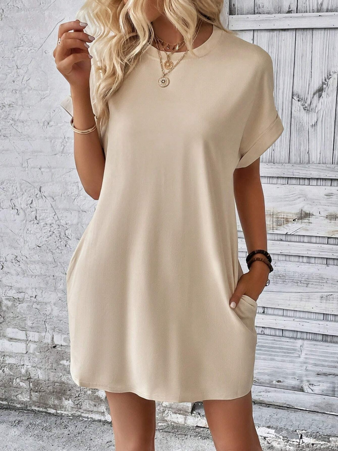 Round Neck Short Sleeve Mini Dress Round Neck Short Sleeve Mini Dress